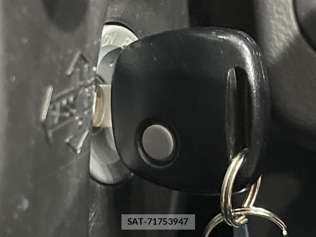 Suzuki ALTO 2019-11 8812889-6