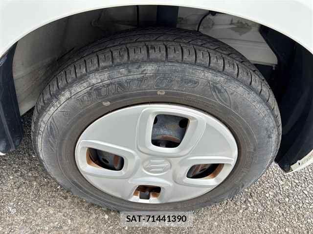 Suzuki ALTO 2021-06 8813025-9