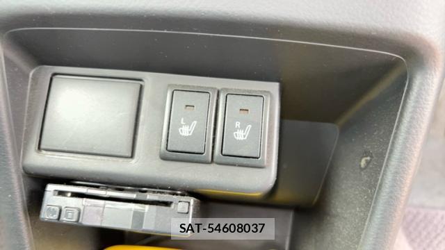 Suzuki ALTO 2015-11 8813733-11