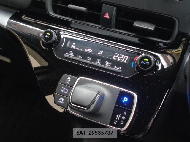 Toyota AQUA 2024-01 8812089-15