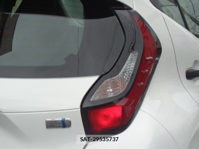 Toyota AQUA 2024-01 8812089-7