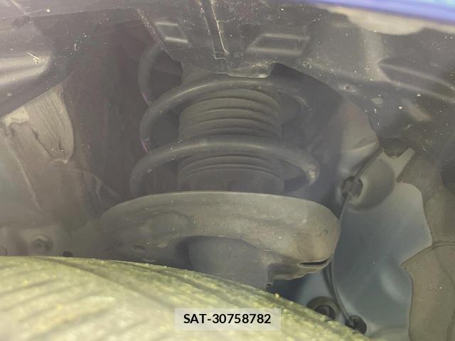 Toyota AQUA 2022-04 8812125-19