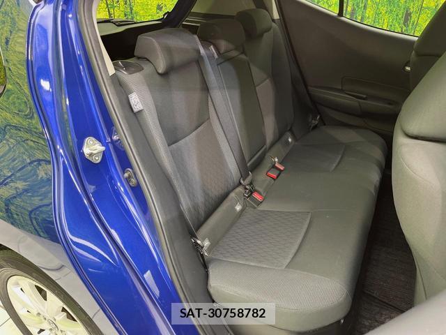 Toyota AQUA 2022-04 8812125-8