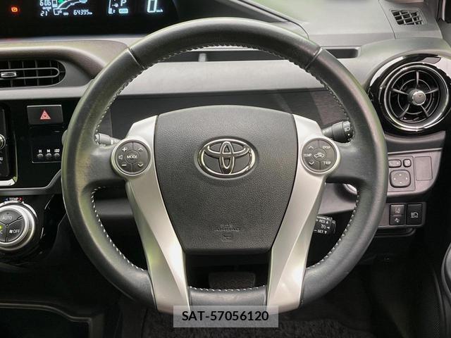 Toyota AQUA 2017-01 8812126-10