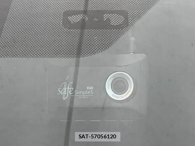 Toyota AQUA 2017-01 8812126-5