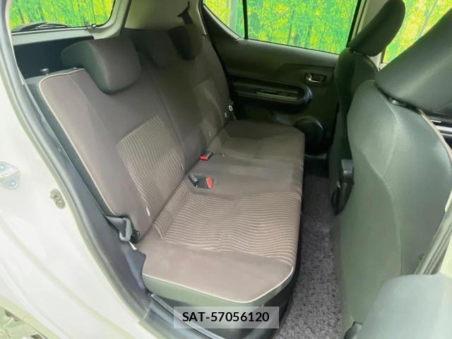 Toyota AQUA 2017-01 8812126-8