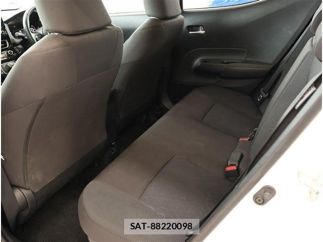 Toyota AQUA 2024-06 8812373-15