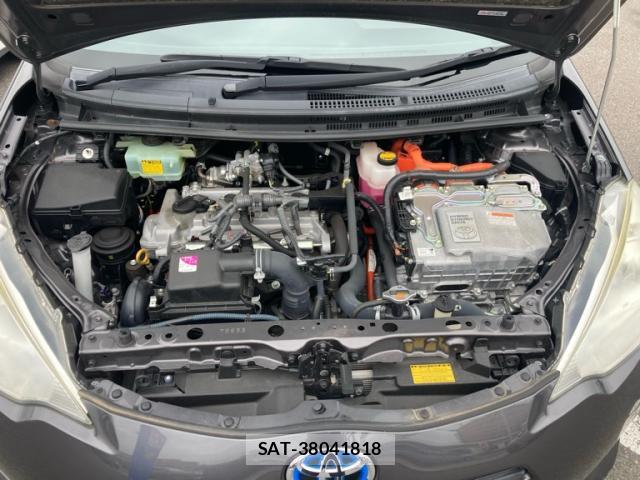 Toyota AQUA 2013-04 8812406-7