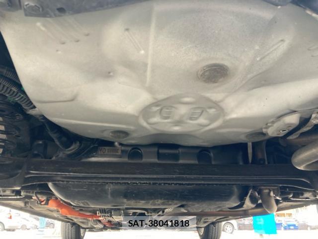 Toyota AQUA 2013-04 8812406-8
