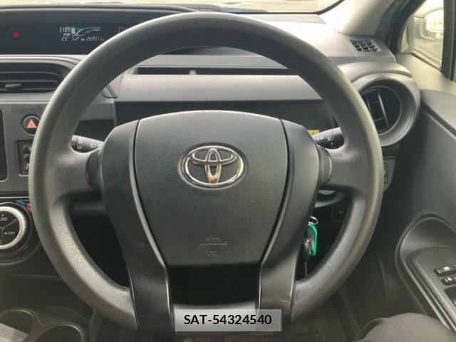Toyota AQUA 2020-02 8812419-6