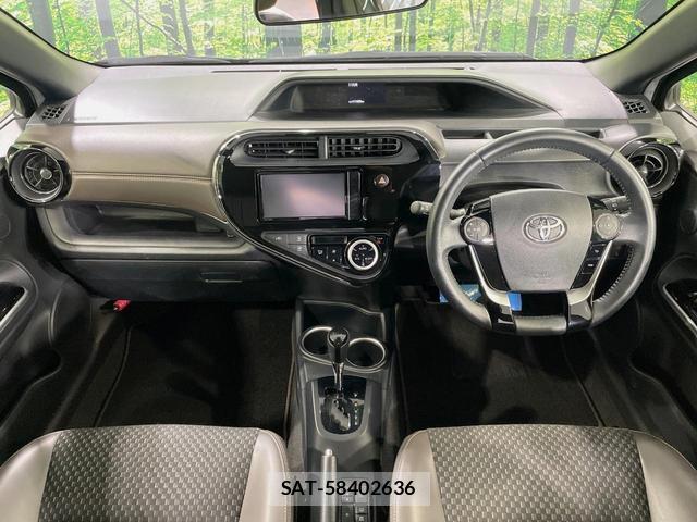 Toyota AQUA 2019-09 8812686-1