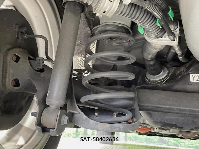 Toyota AQUA 2019-09 8812686-19