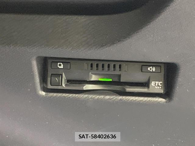 Toyota AQUA 2019-09 8812686-5