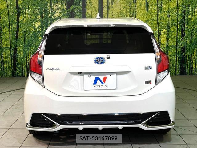 Toyota AQUA 2015-03 8812873-14