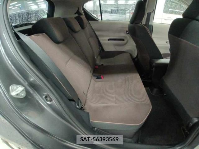 Toyota AQUA 2012-09 8813035-5