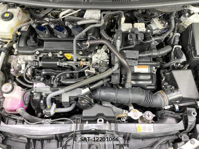 Toyota AQUA 2022-03 8813182-17