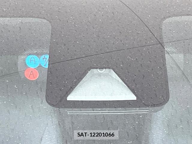 Toyota AQUA 2022-03 8813182-8