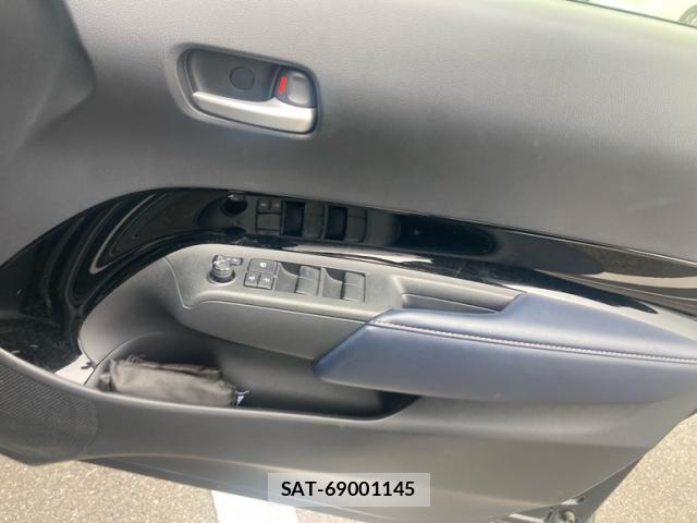 Toyota AQUA 2021-11 8813271-11