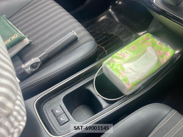 Toyota AQUA 2021-11 8813271-18