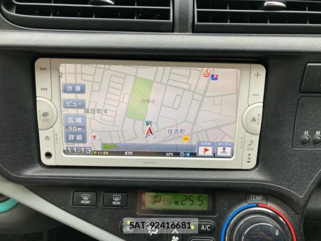 Toyota AQUA 2012-12 8813295-15