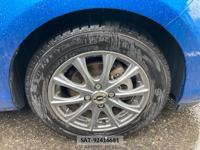 Toyota AQUA 2012-12 8813295-3