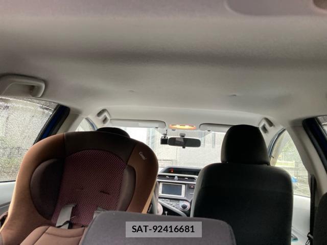 Toyota AQUA 2012-12 8813295-6