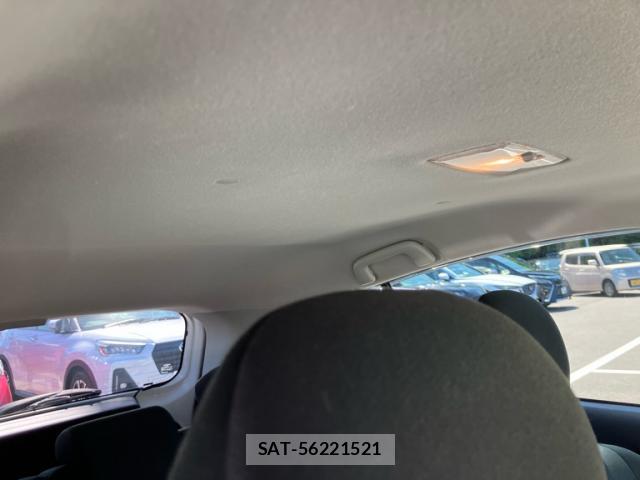 Toyota AQUA 2017-05 8813392-10