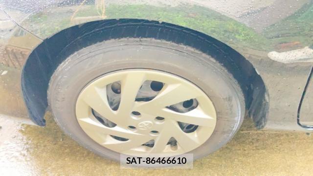 Toyota AQUA 2015-09 8813489-6