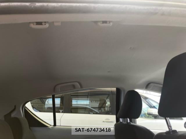 Toyota AQUA 2012-02 8813493-16