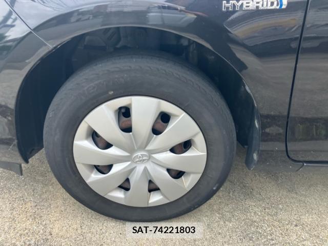 Toyota AQUA 2012-02 8813520-4