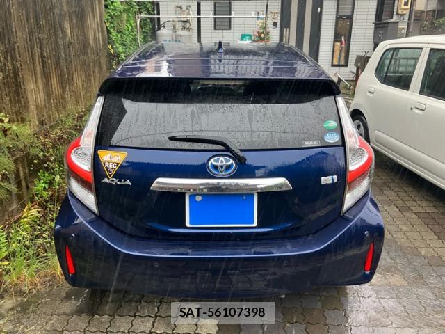 Toyota AQUA 2019-11 8813608-1
