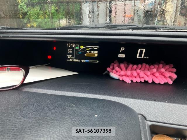 Toyota AQUA 2019-11 8813608-17