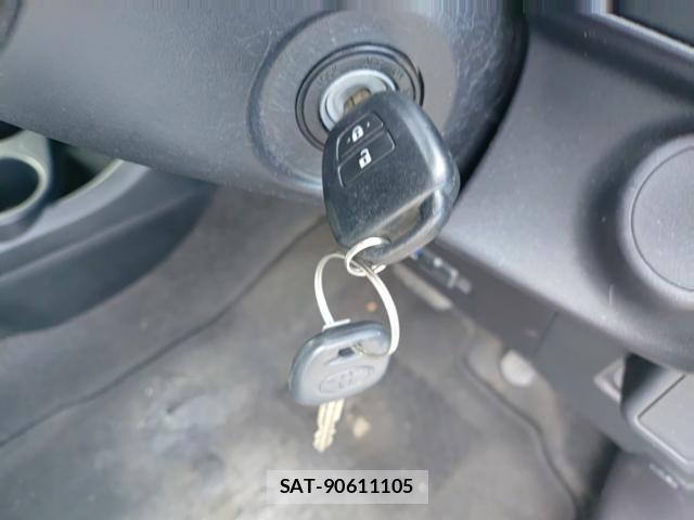 Toyota AQUA 2019-09 8813783-14