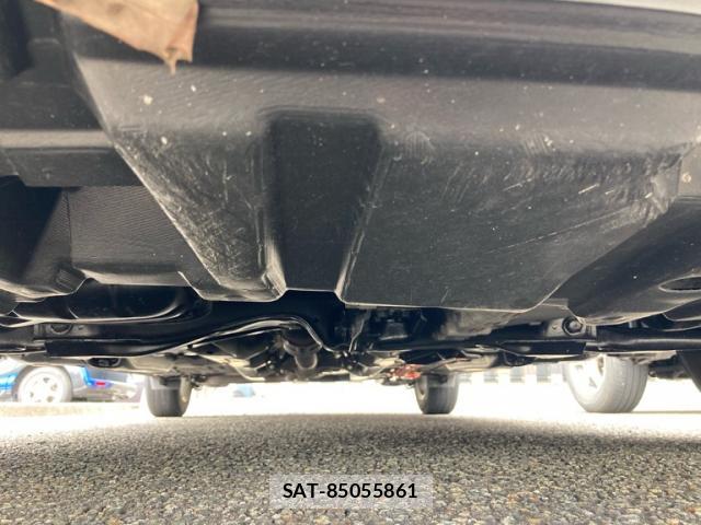 Toyota AQUA 2015-05 8813895-4