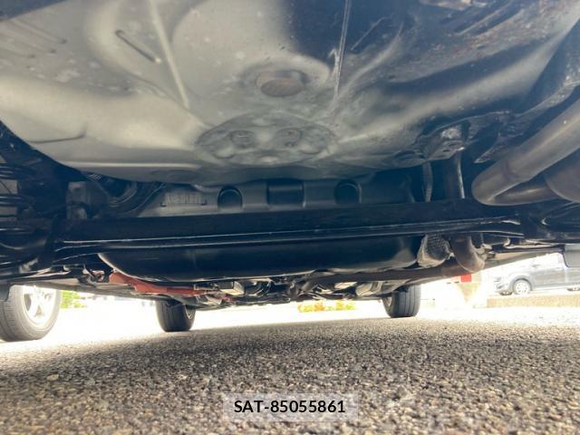 Toyota AQUA 2015-05 8813895-5