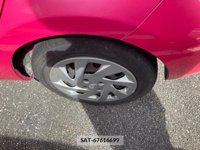 Toyota AQUA 2015-10 8813924-4