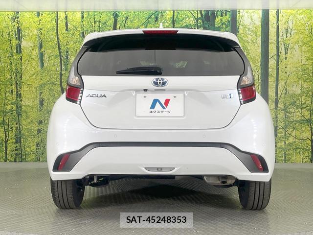 Toyota AQUA 2023-08 8813978-14