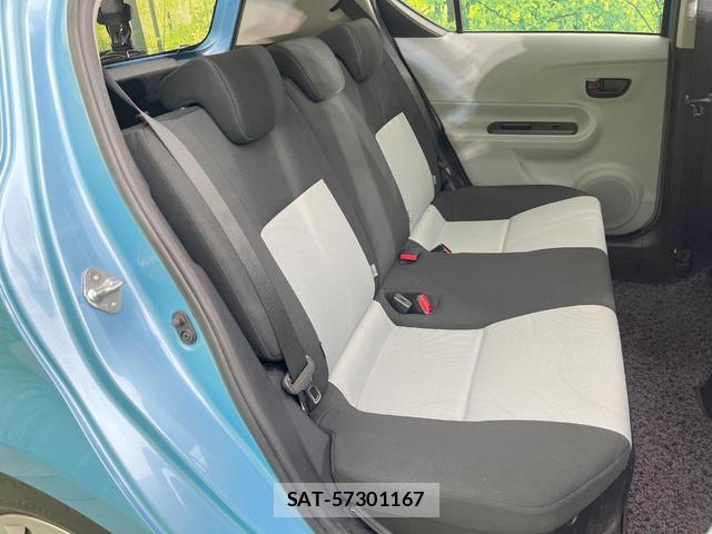 Toyota AQUA 2012-10 8814002-8