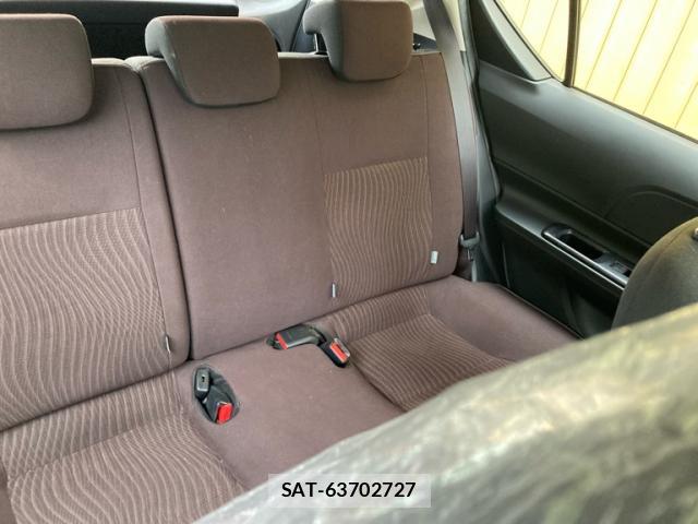 Toyota AQUA 2015-08 8814080-18
