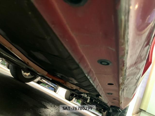 Toyota AQUA 2013-11 8814097-18