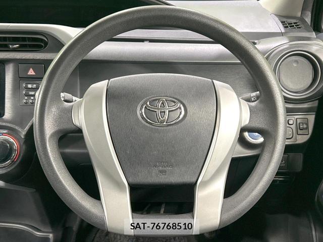 Toyota AQUA 2014-03 8814120-10