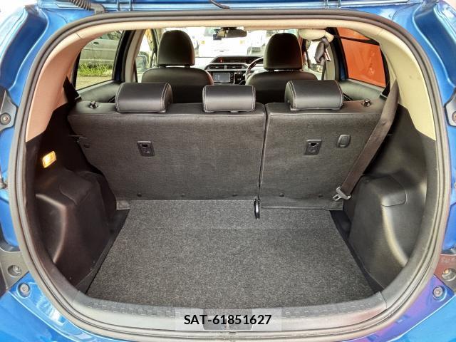 Toyota AQUA 2016-04 8814264-19