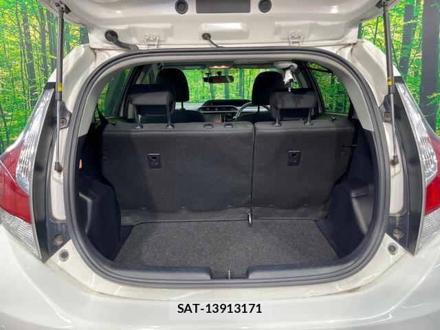 Toyota AQUA 2015-08 8814276-14