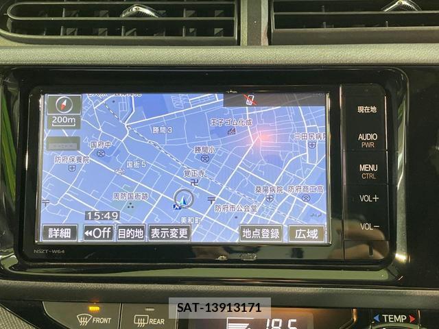 Toyota AQUA 2015-08 8814276-2
