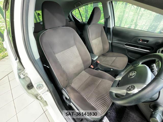 Toyota AQUA 2015-10 8814386-7