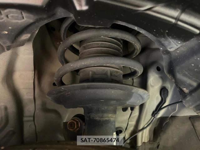 Toyota AQUA 2017-07 8815038-18