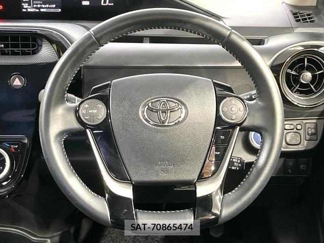 Toyota AQUA 2017-07 8815038-8