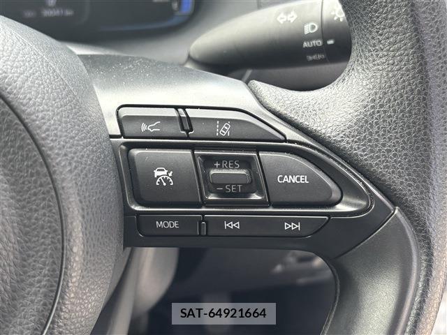Toyota AQUA 2021-09 8815061-11