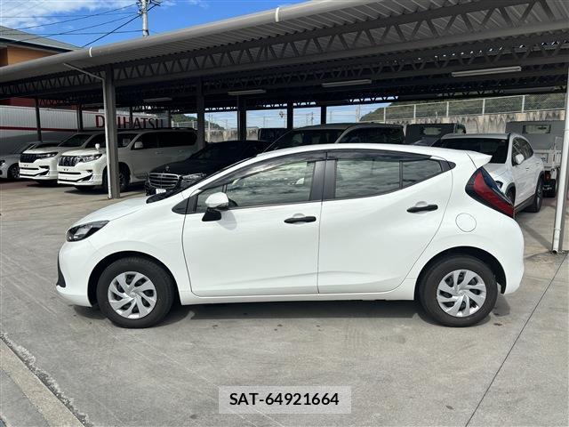 Toyota AQUA 2021-09 8815061-3