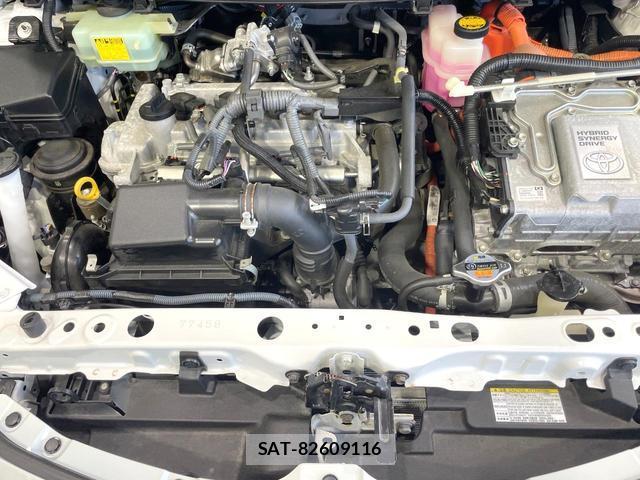 Toyota AQUA 2015-08 8815190-17